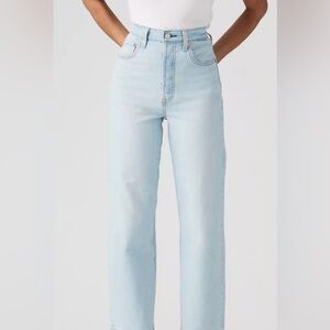 Levi’s Ribcage Straight Ankle Jeans